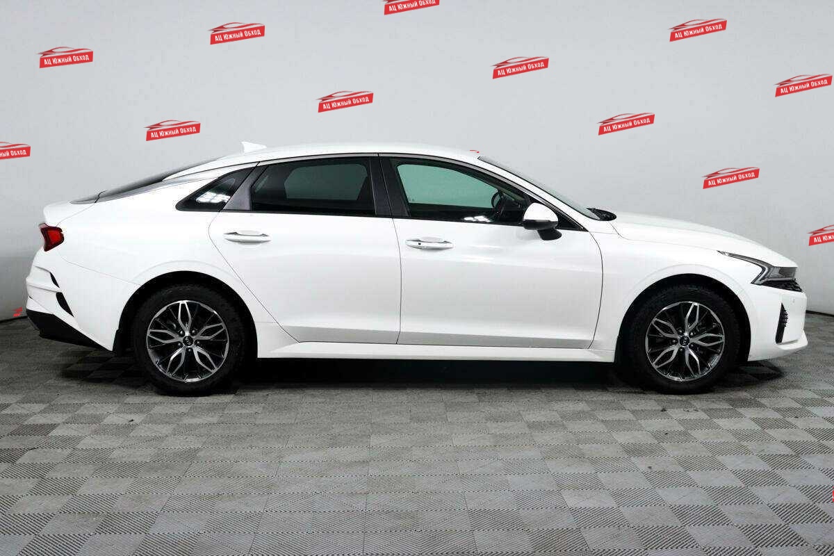 Купить Kia K5 с пробегом. Фото: #3