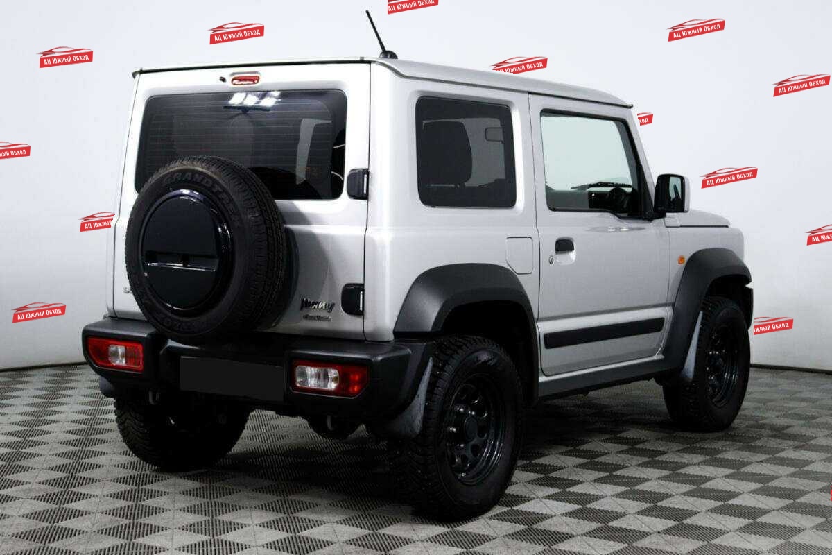 Купить Suzuki Jimny с пробегом. Фото: #4