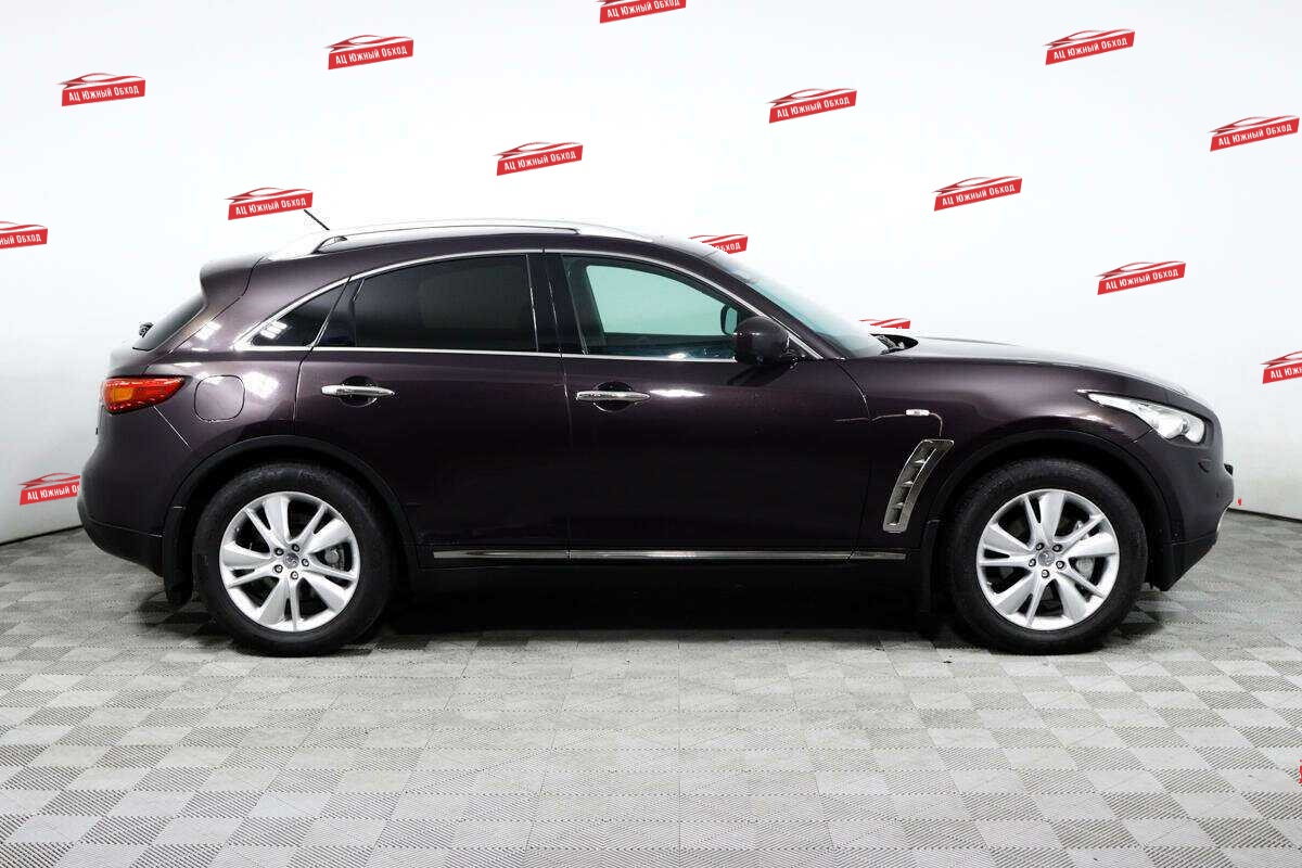Купить Infiniti FX с пробегом. Фото: #3