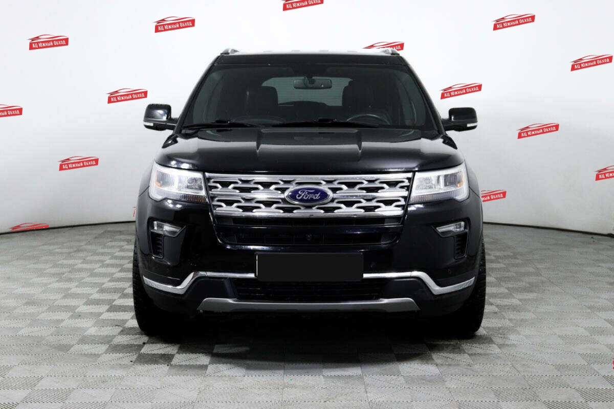 Купить Ford Explorer с пробегом. Фото: #1