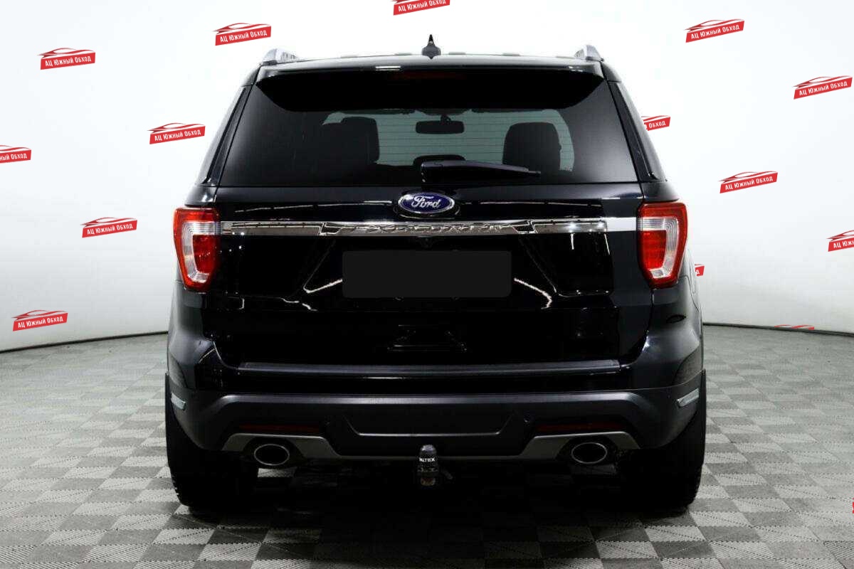 Купить Ford Explorer с пробегом. Фото: #5