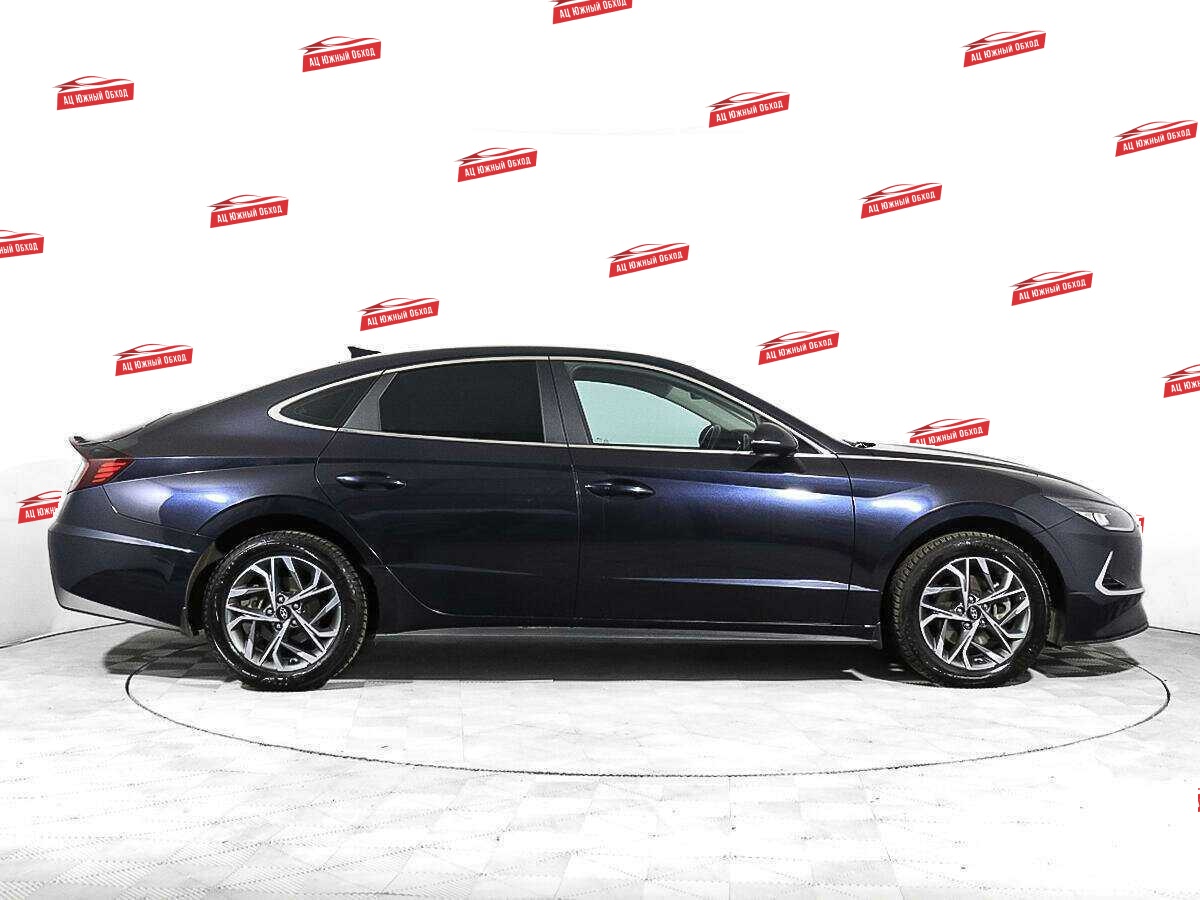 Купить Hyundai Sonata с пробегом. Фото: #3