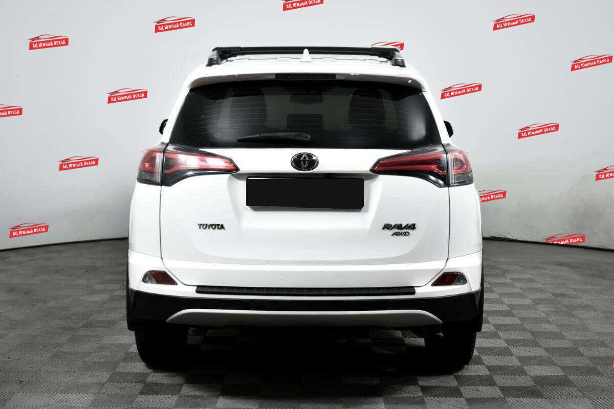 Купить Toyota RAV4 с пробегом. Фото: #5