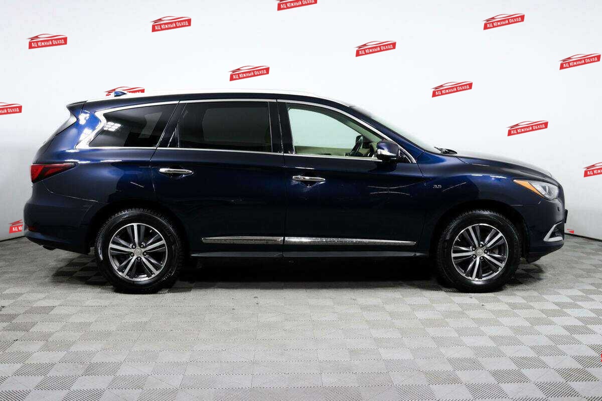 Купить Infiniti QX60 с пробегом. Фото: #3