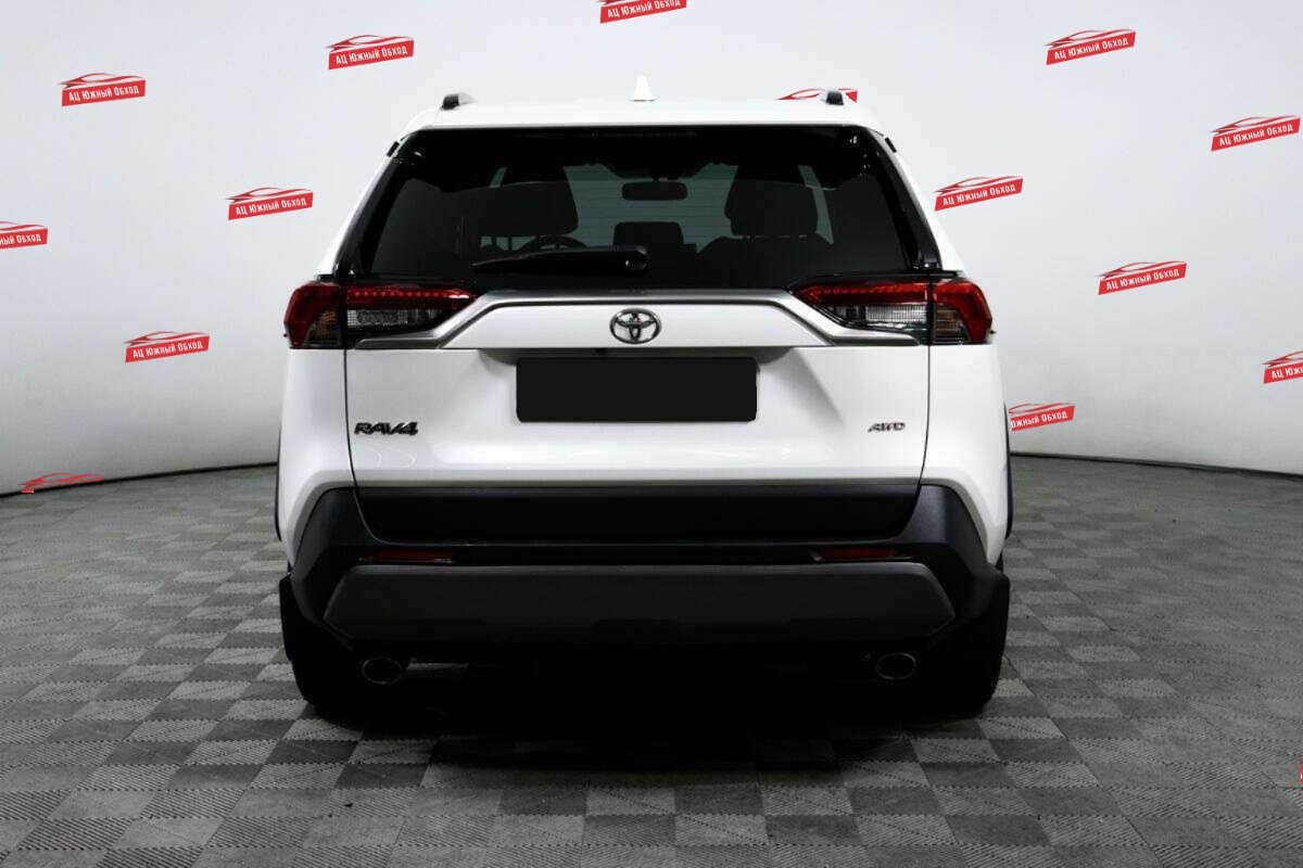 Купить Toyota RAV4 с пробегом. Фото: #5