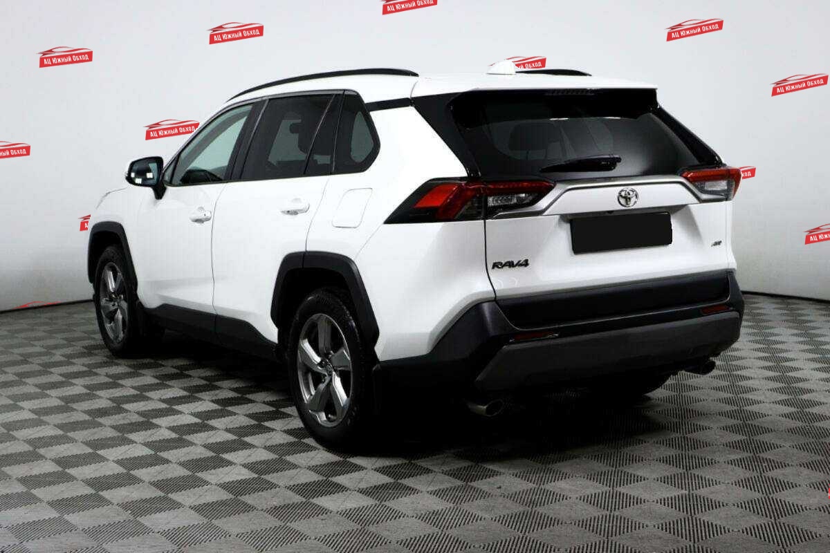 Купить Toyota RAV4 с пробегом. Фото: #6