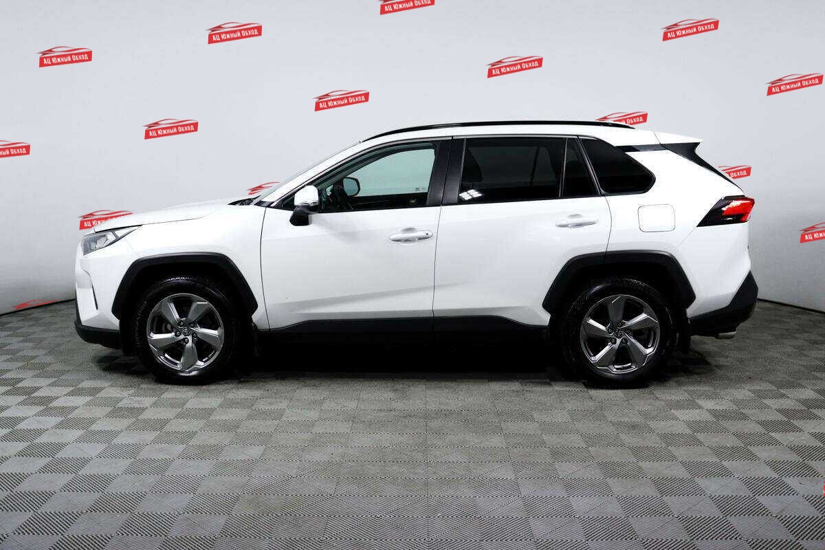 Купить Toyota RAV4 с пробегом. Фото: #7