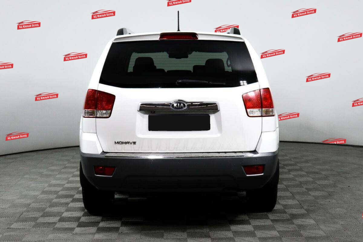 Купить Kia Mohave с пробегом. Фото: #5