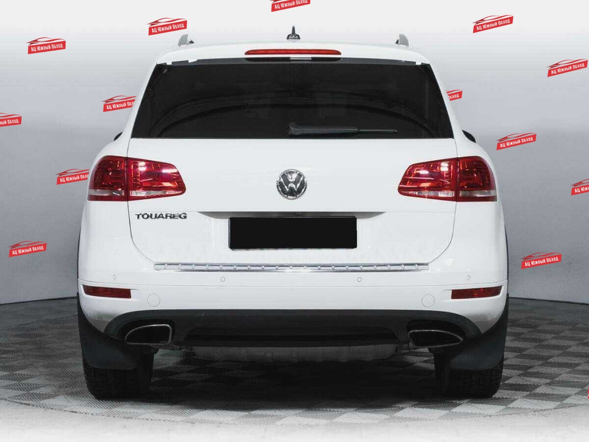 Купить Volkswagen Touareg с пробегом. Фото: #4