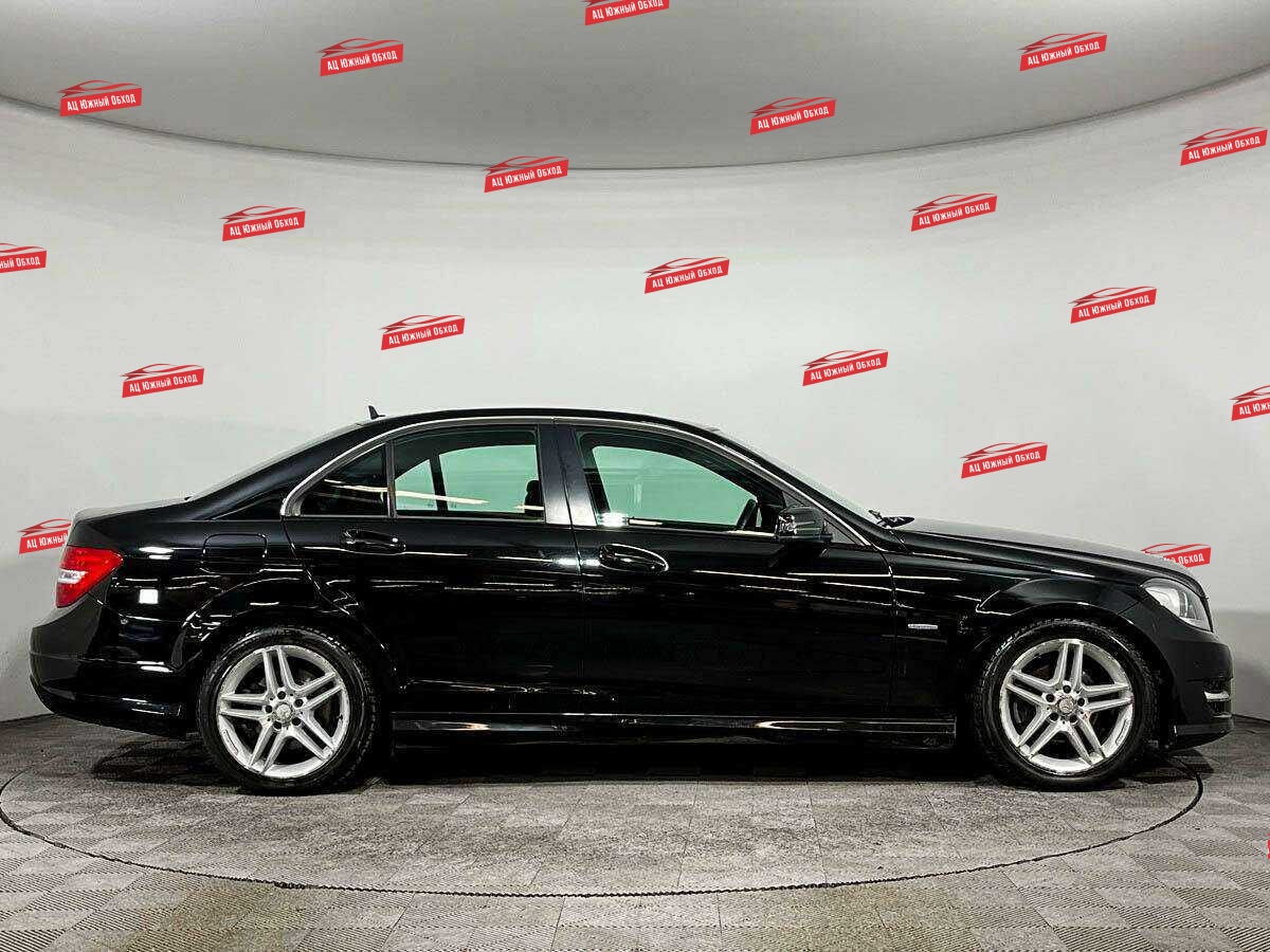 Купить Mercedes-Benz C-Класс с пробегом. Фото: #3