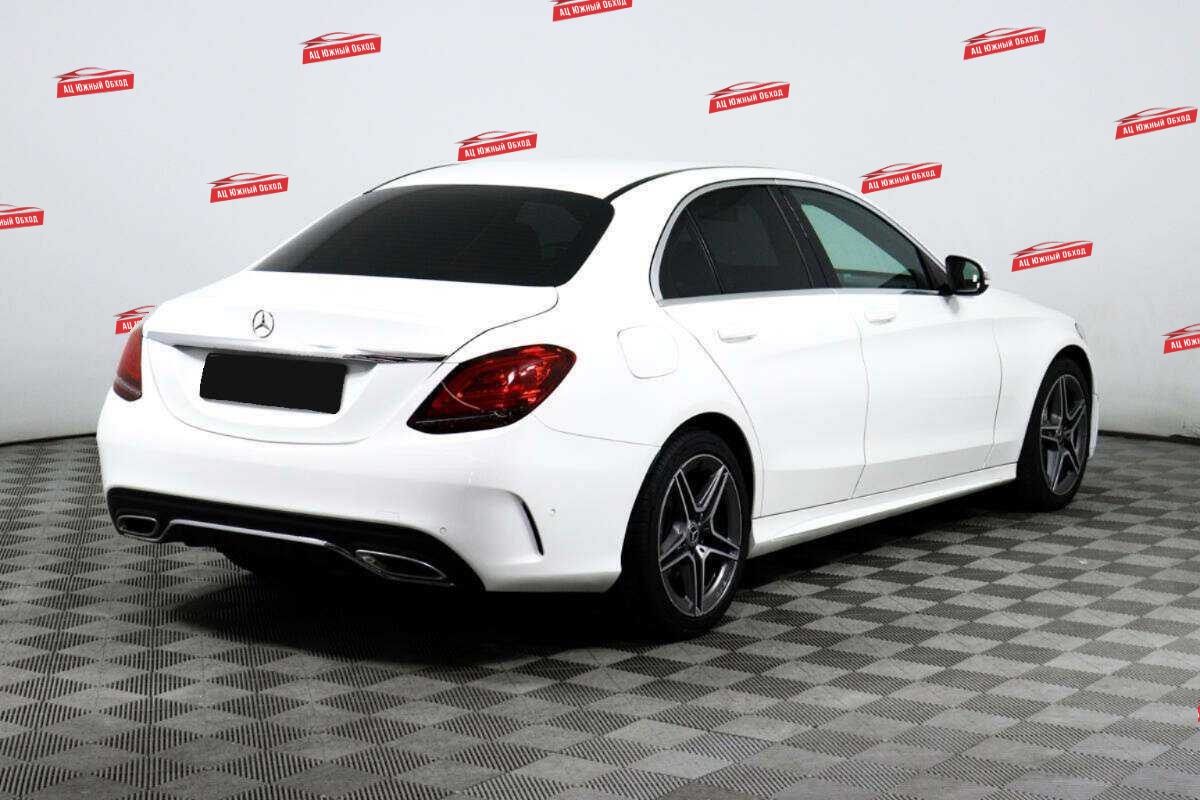 Купить Mercedes-Benz C-Класс с пробегом. Фото: #4
