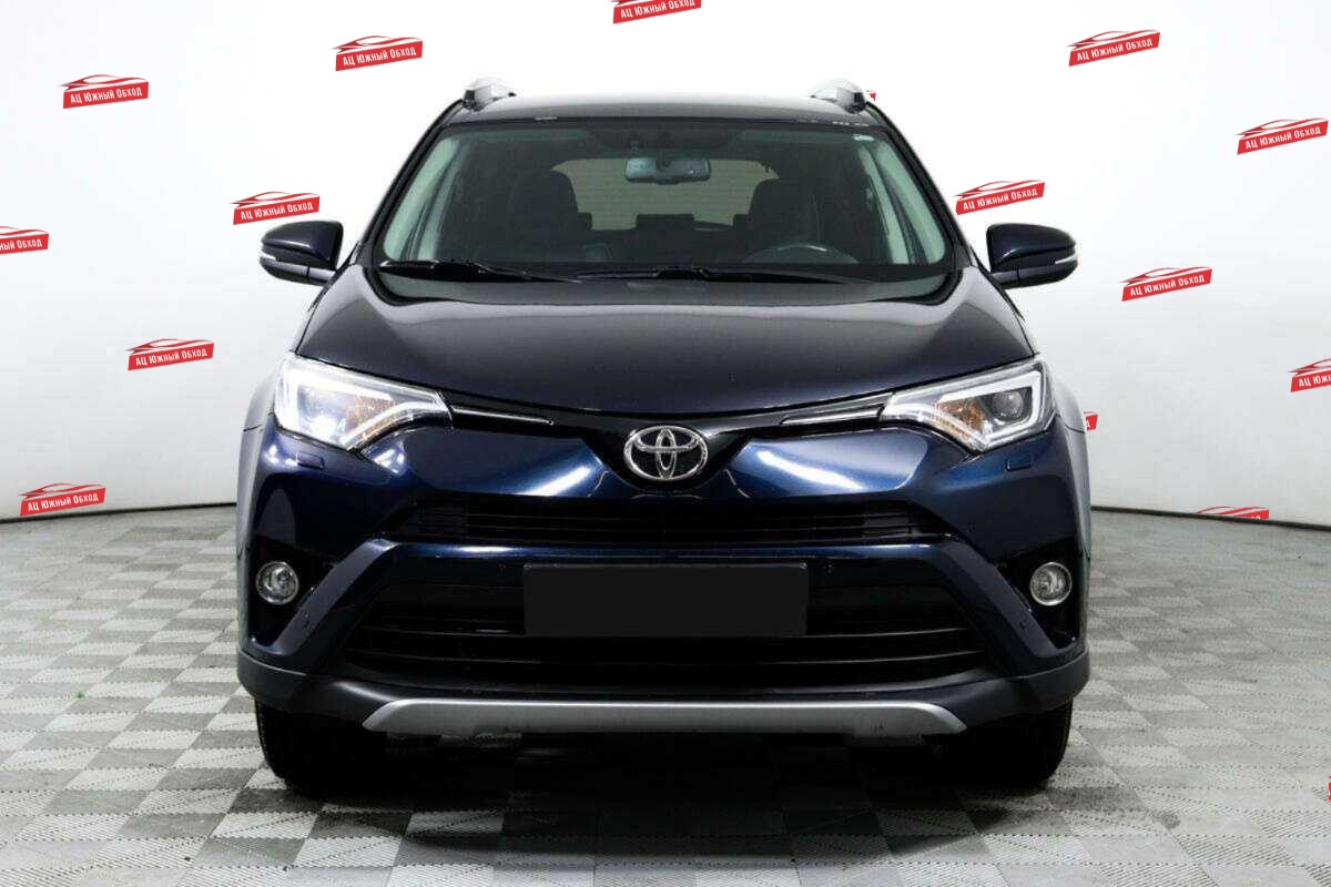 Купить Toyota RAV4 с пробегом. Фото: #1