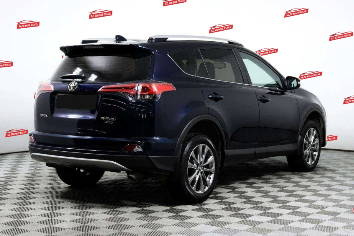 Купить Toyota RAV4 с пробегом. Фото: #4