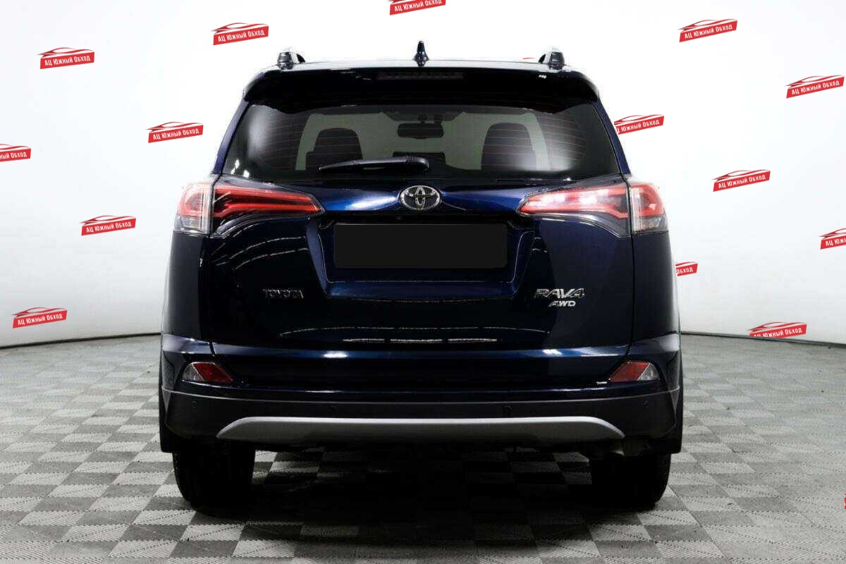Купить Toyota RAV4 с пробегом. Фото: #5