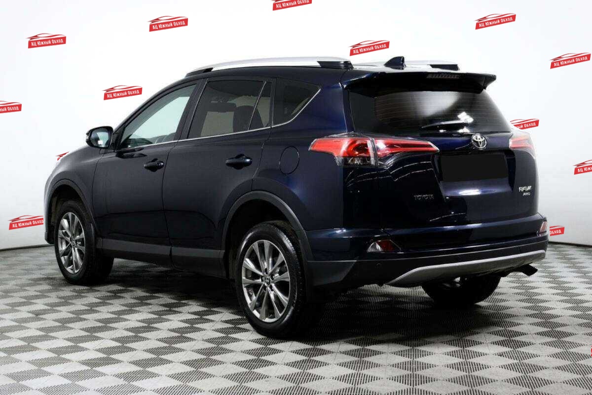 Купить Toyota RAV4 с пробегом. Фото: #6