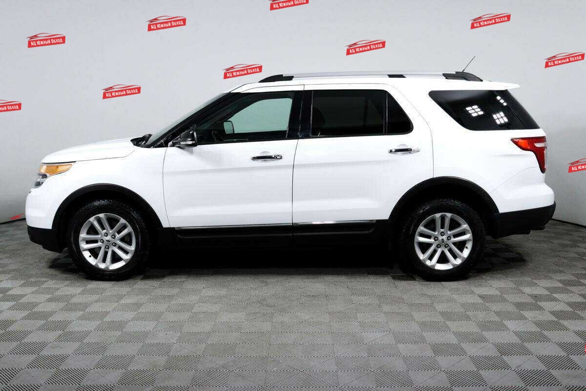 Купить Ford Explorer с пробегом. Фото: #7