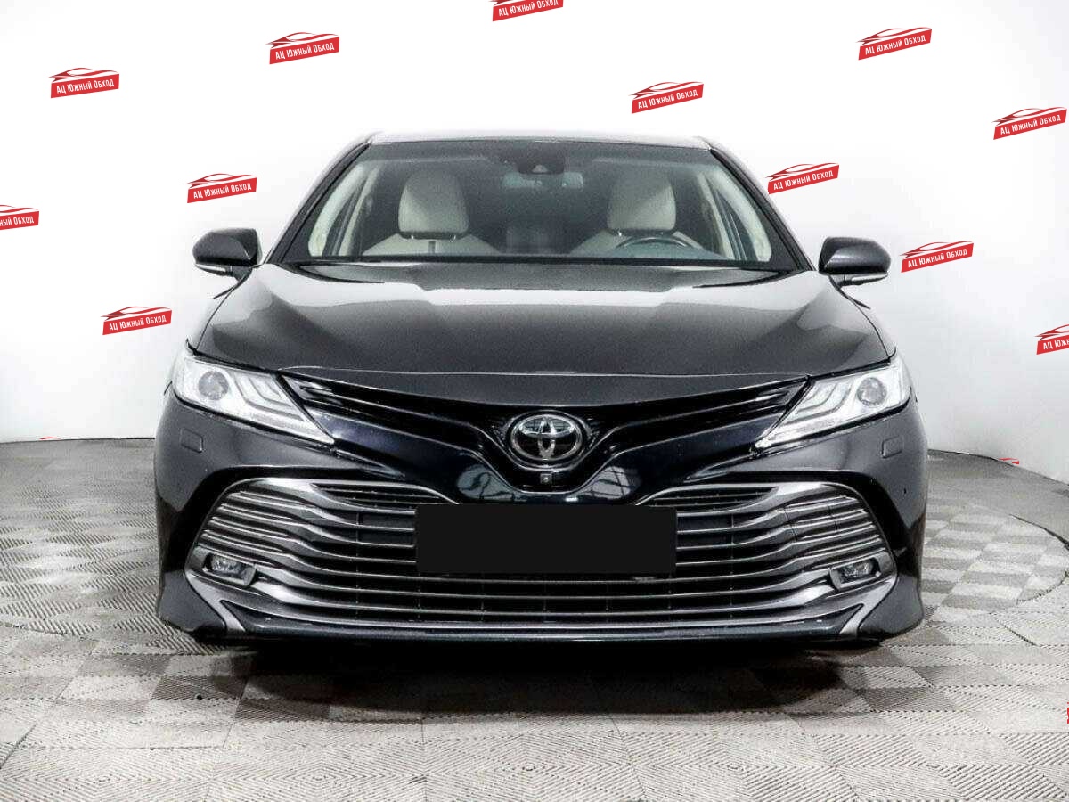 Купить Toyota Camry с пробегом. Фото: #1