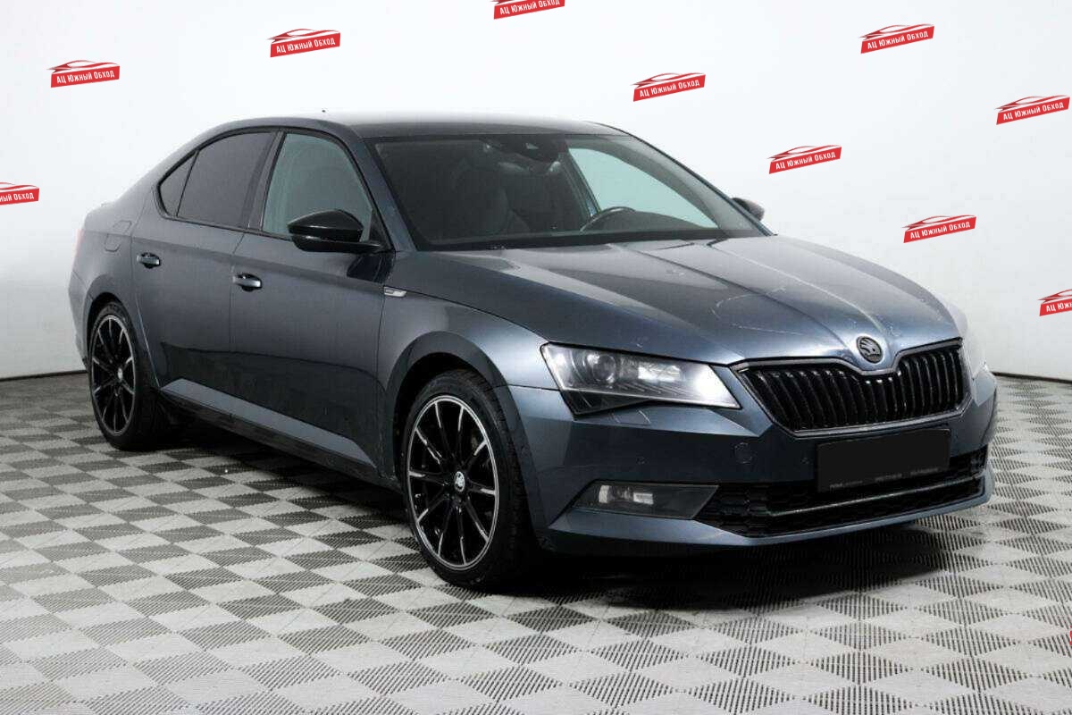 Купить Skoda Superb с пробегом. Фото: #2