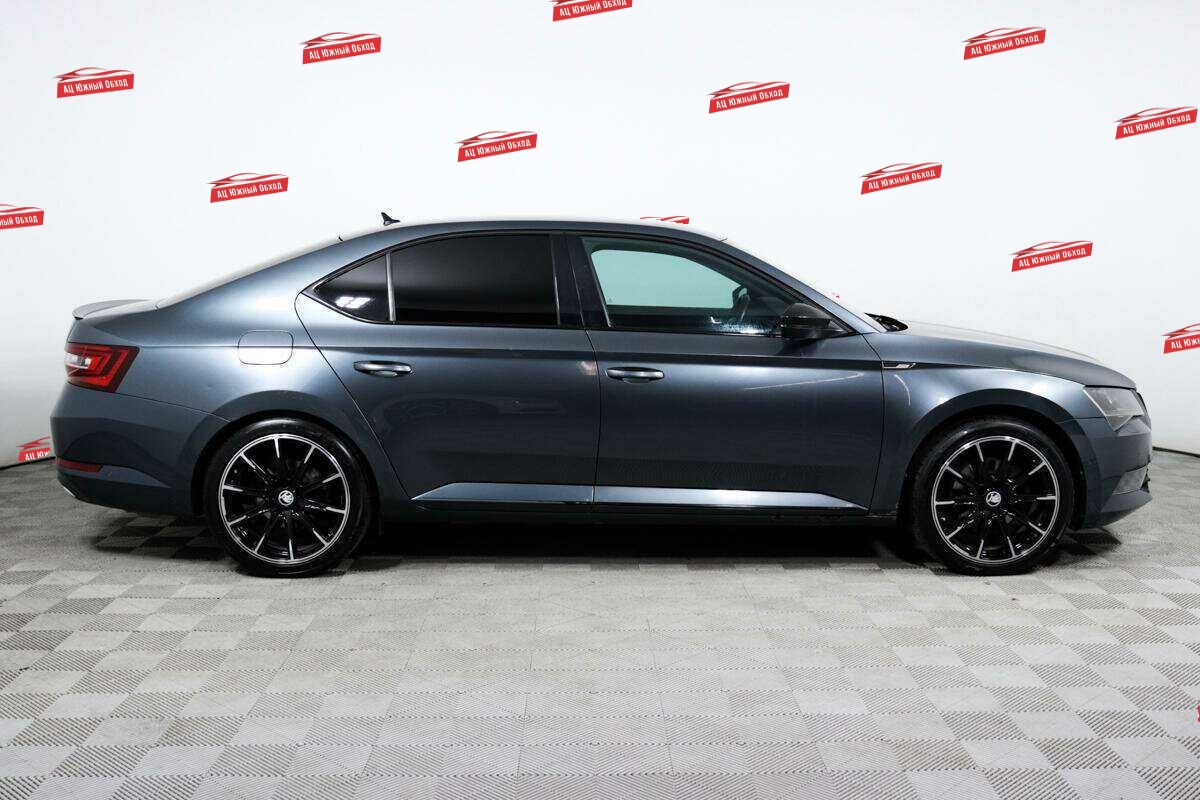 Купить Skoda Superb с пробегом. Фото: #3
