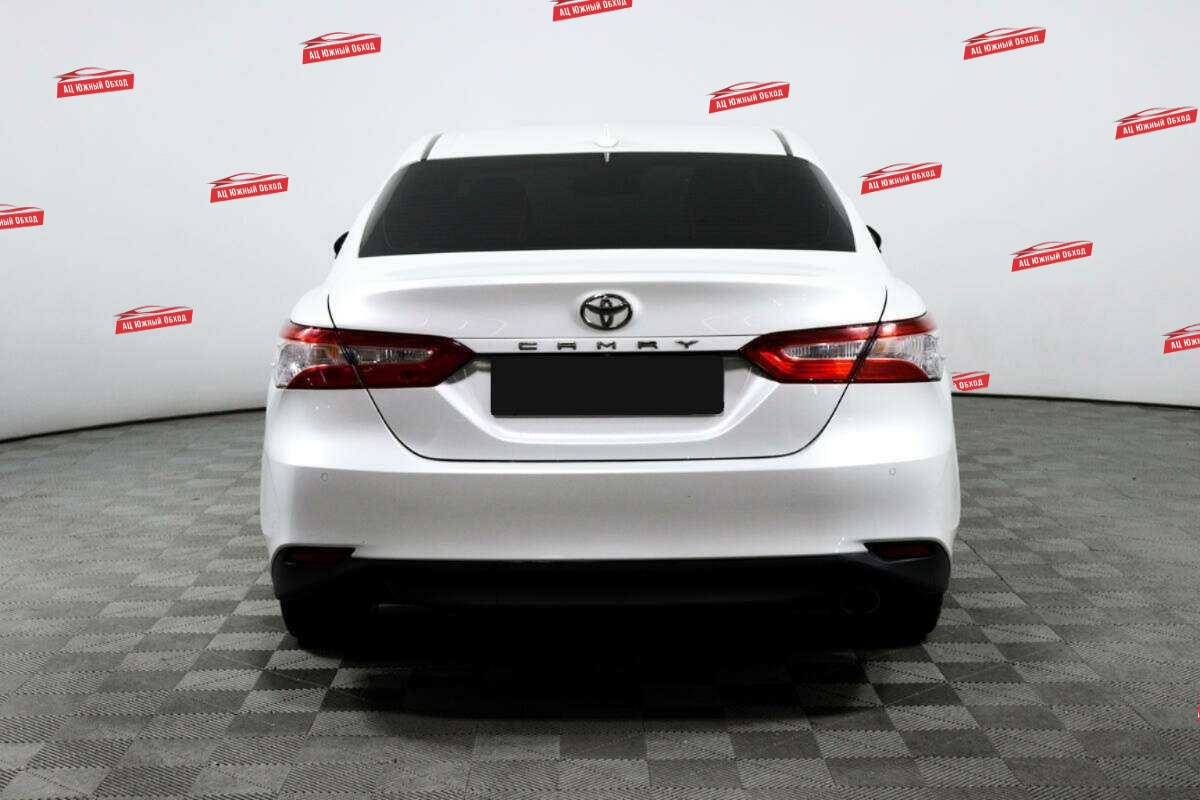 Купить Toyota Camry с пробегом. Фото: #5