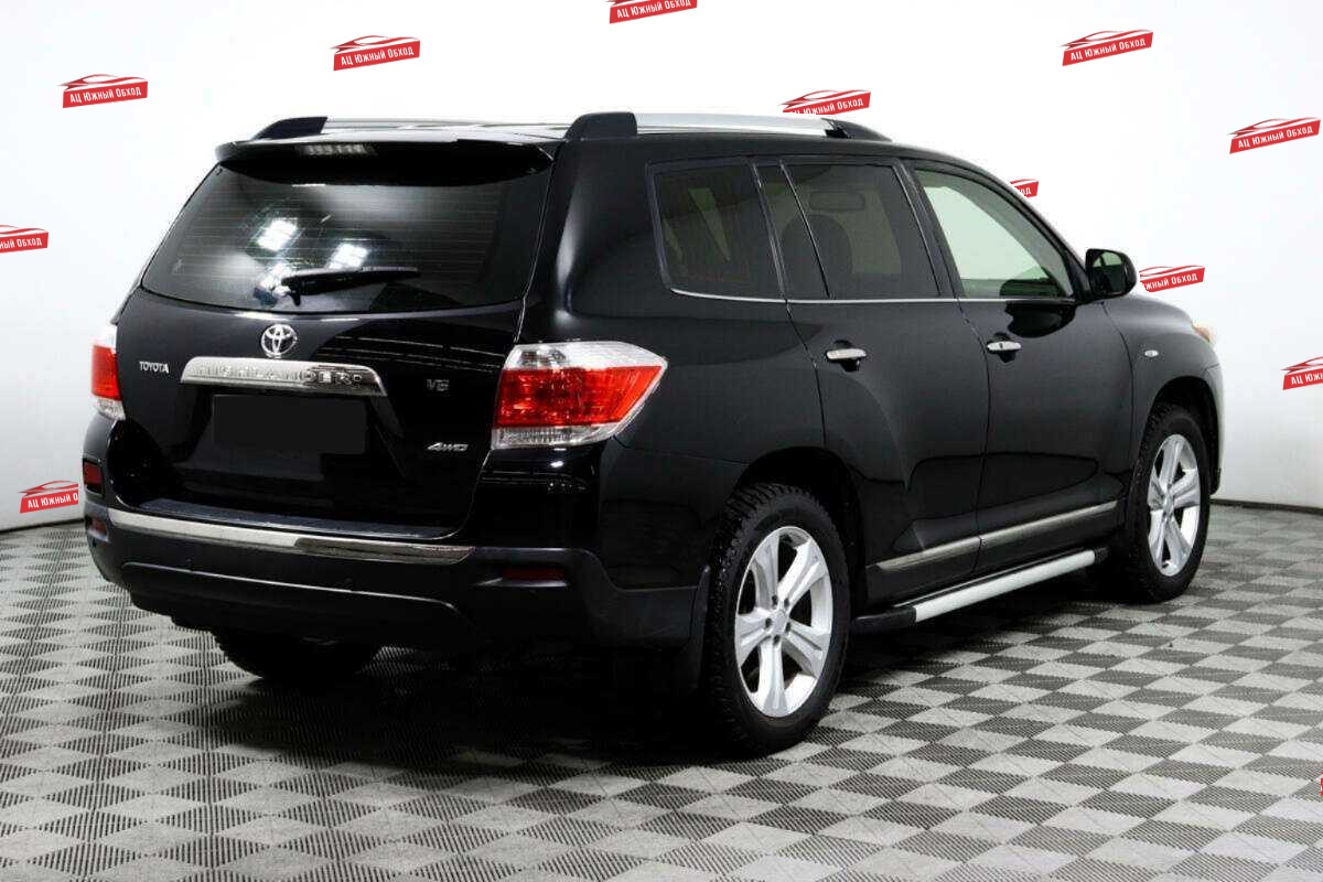 Купить Toyota Highlander с пробегом. Фото: #4