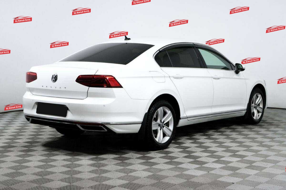 Купить Volkswagen Passat с пробегом. Фото: #4