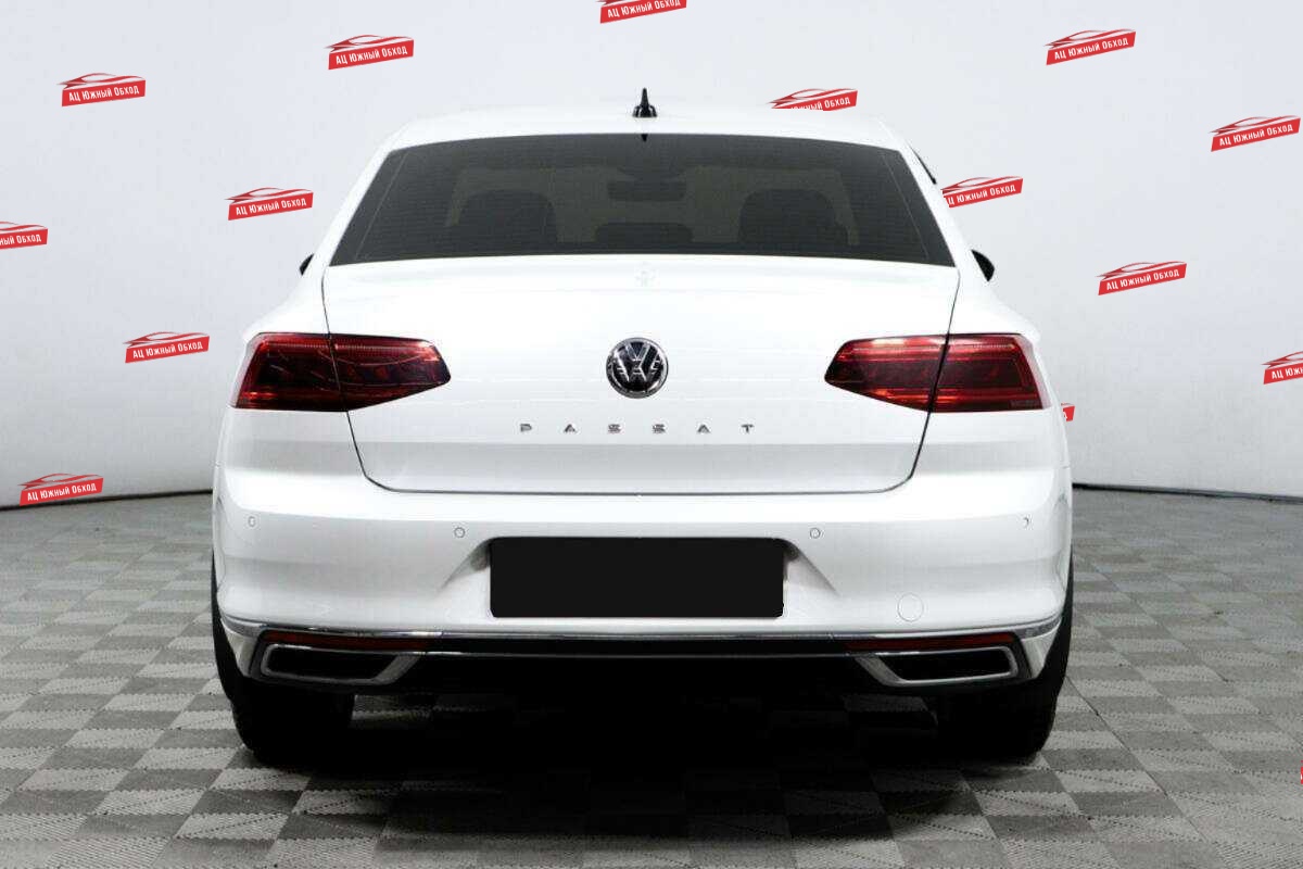 Купить Volkswagen Passat с пробегом. Фото: #5