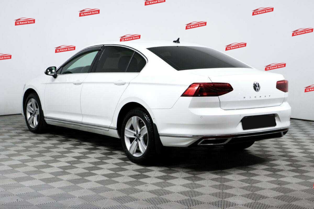 Купить Volkswagen Passat с пробегом. Фото: #6
