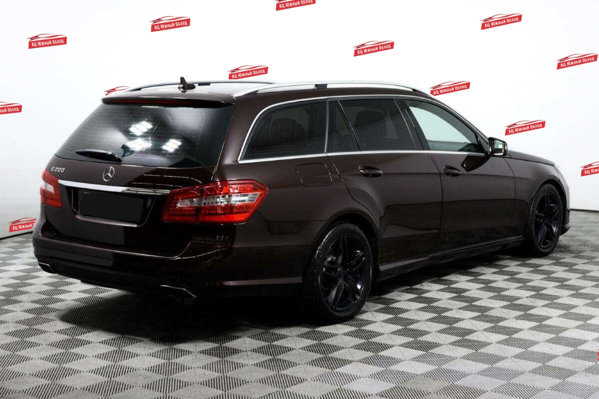 Купить Mercedes-Benz E-Класс с пробегом. Фото: #4