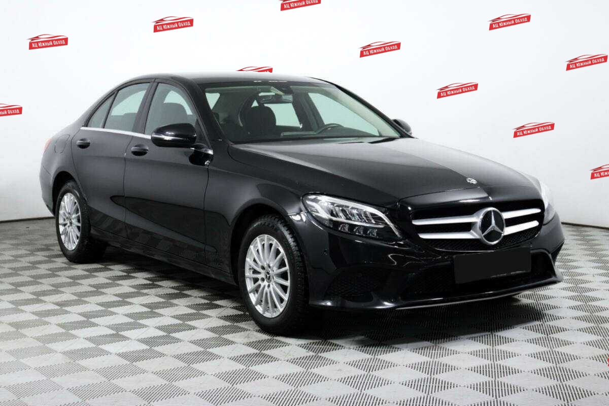 Купить Mercedes-Benz C-Класс с пробегом. Фото: #2