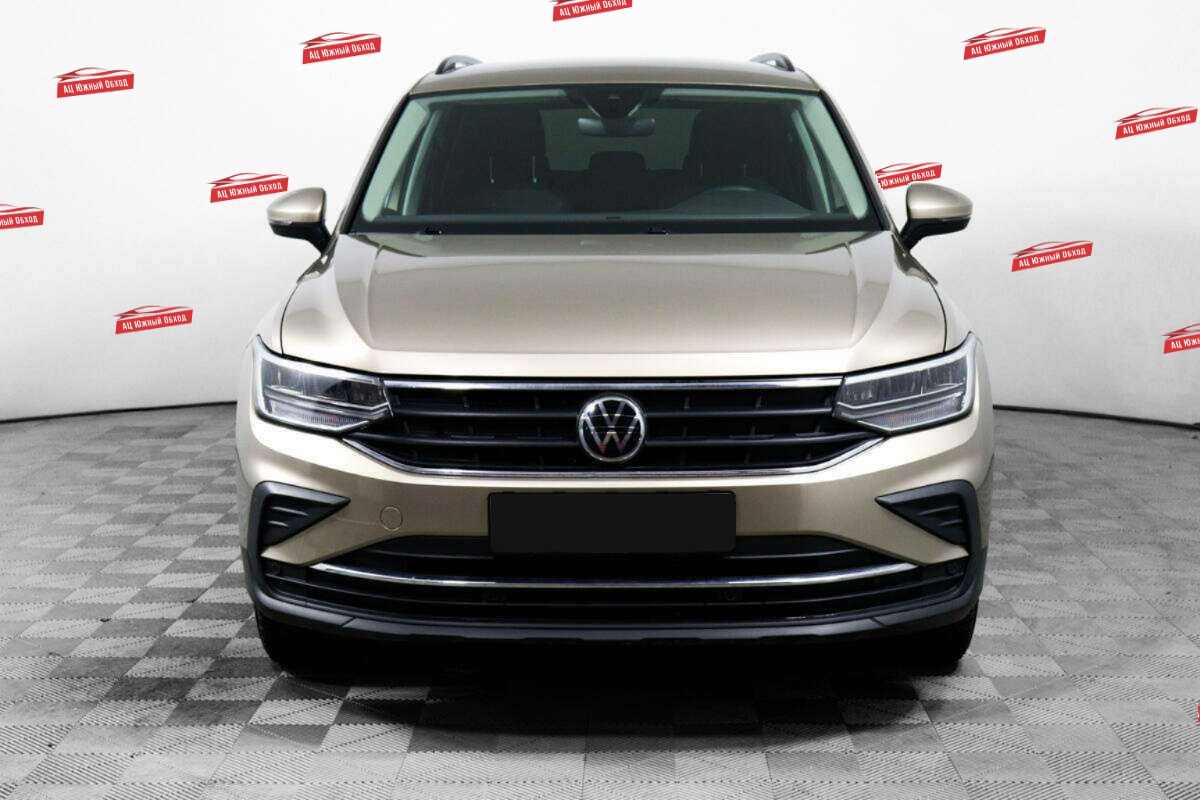 Купить Volkswagen Tiguan с пробегом. Фото: #1