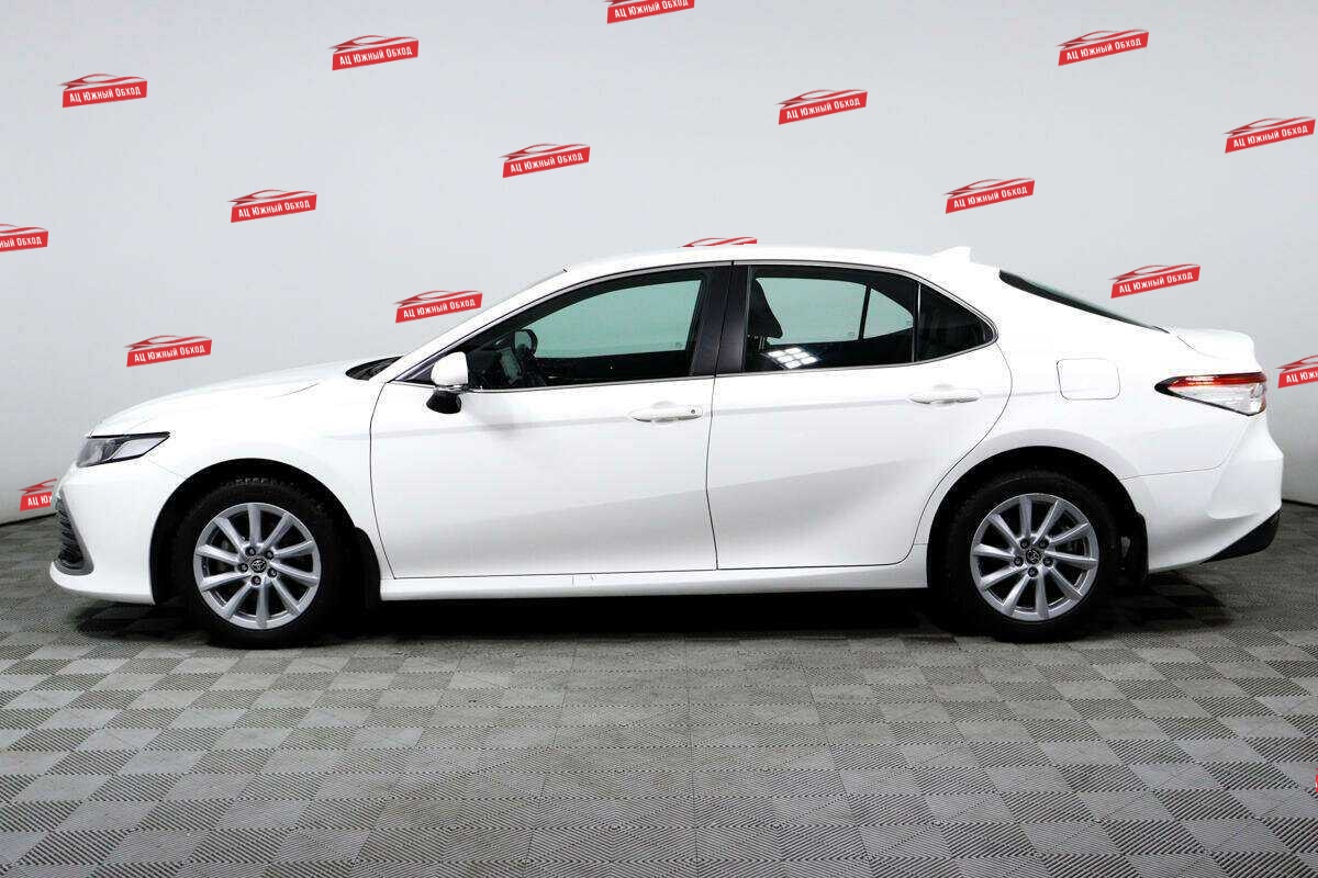 Купить Toyota Camry с пробегом. Фото: #7