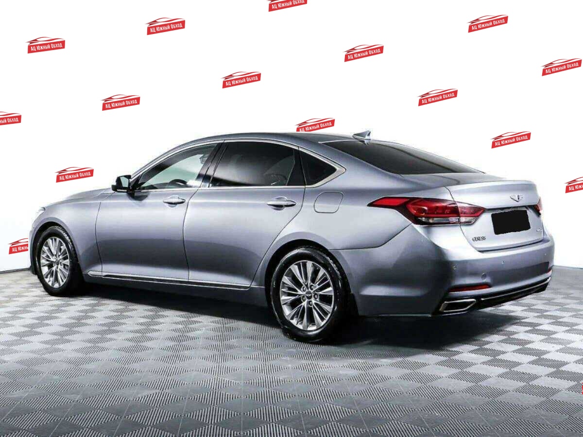 Купить Hyundai Genesis с пробегом. Фото: #6