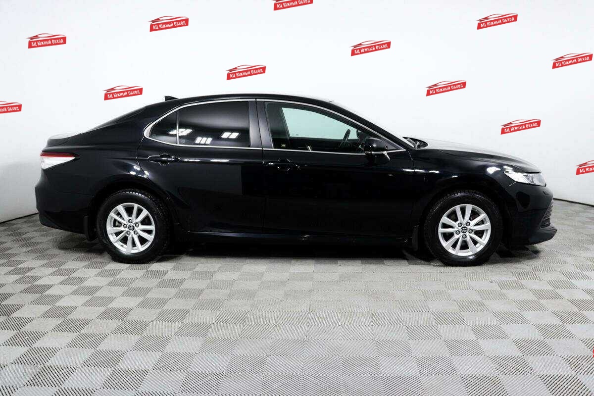Купить Toyota Camry с пробегом. Фото: #2