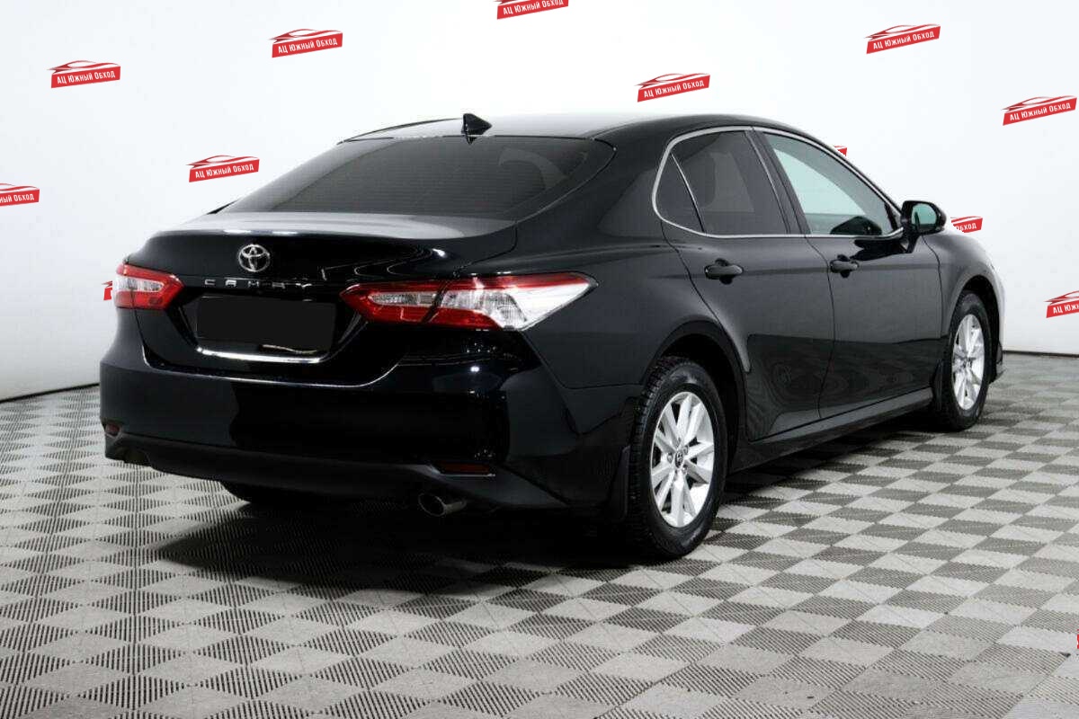 Купить Toyota Camry с пробегом. Фото: #3