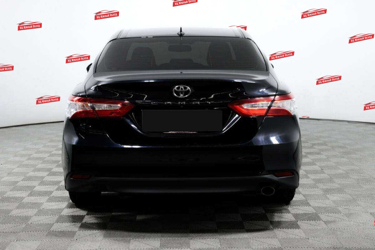 Купить Toyota Camry с пробегом. Фото: #4