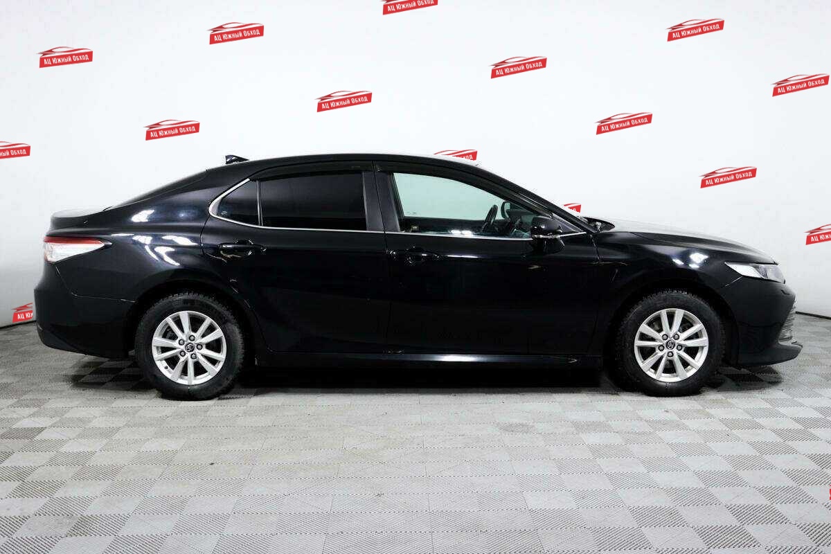 Купить Toyota Camry с пробегом. Фото: #3