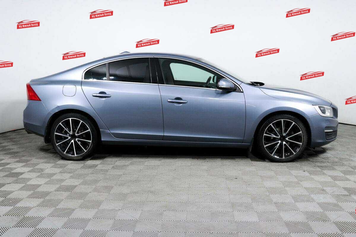 Купить Volvo S60 с пробегом. Фото: #3