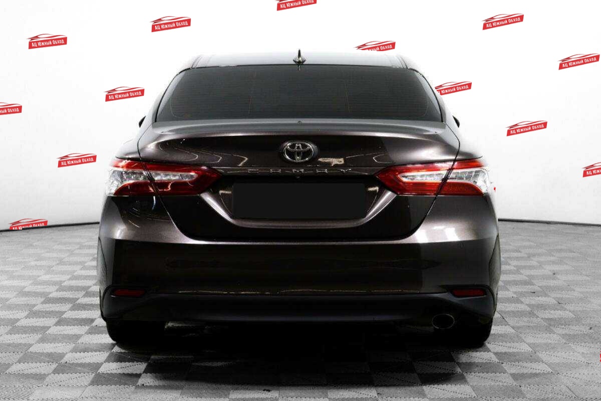 Купить Toyota Camry с пробегом. Фото: #5