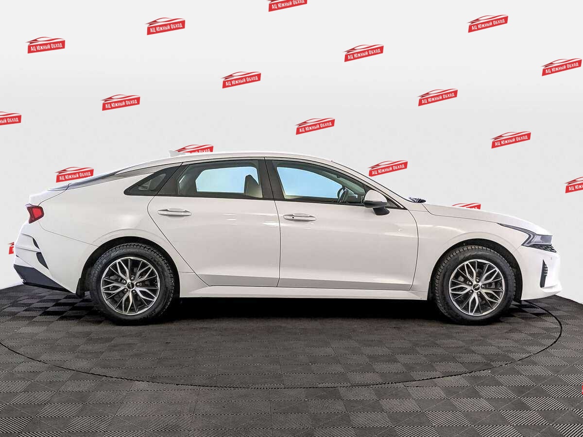 Купить Kia K5 с пробегом. Фото: #3