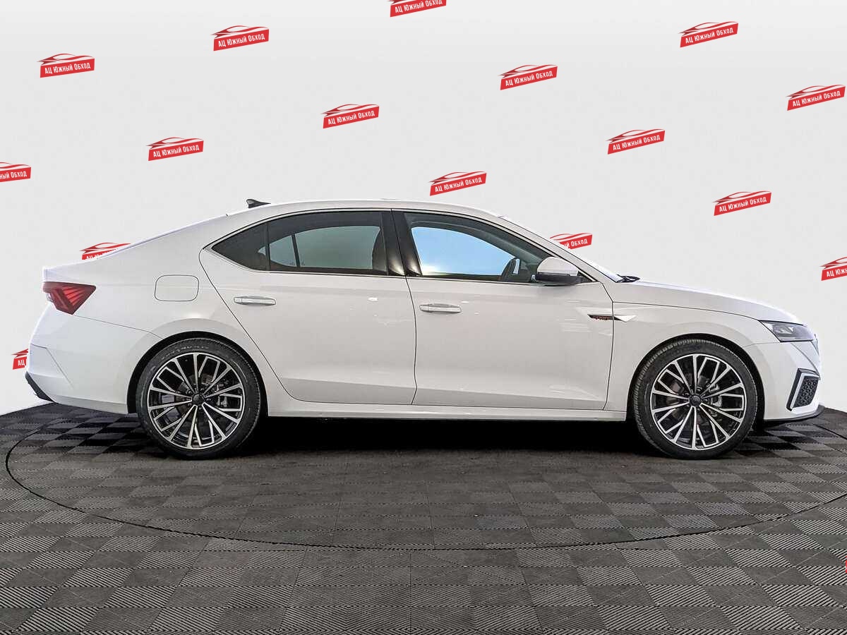 Купить Skoda Octavia с пробегом. Фото: #3