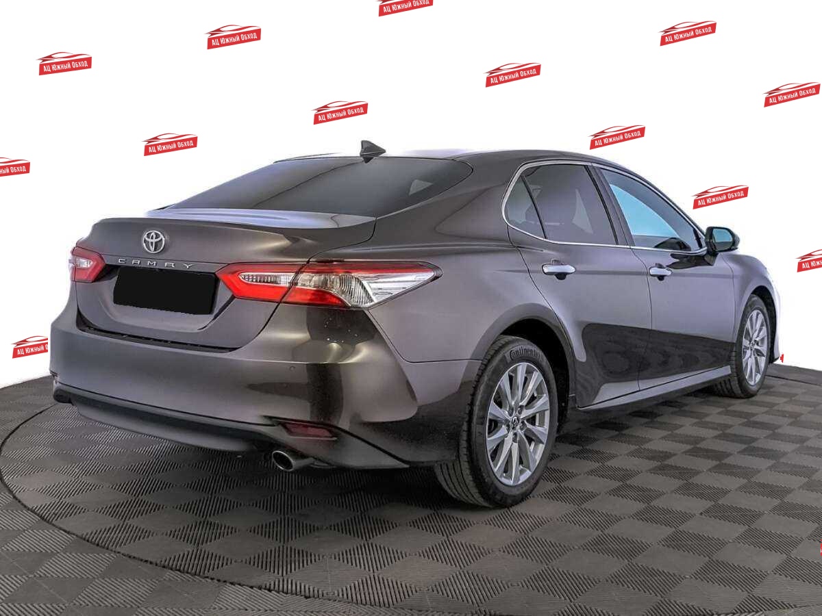 Купить Toyota Camry с пробегом. Фото: #4