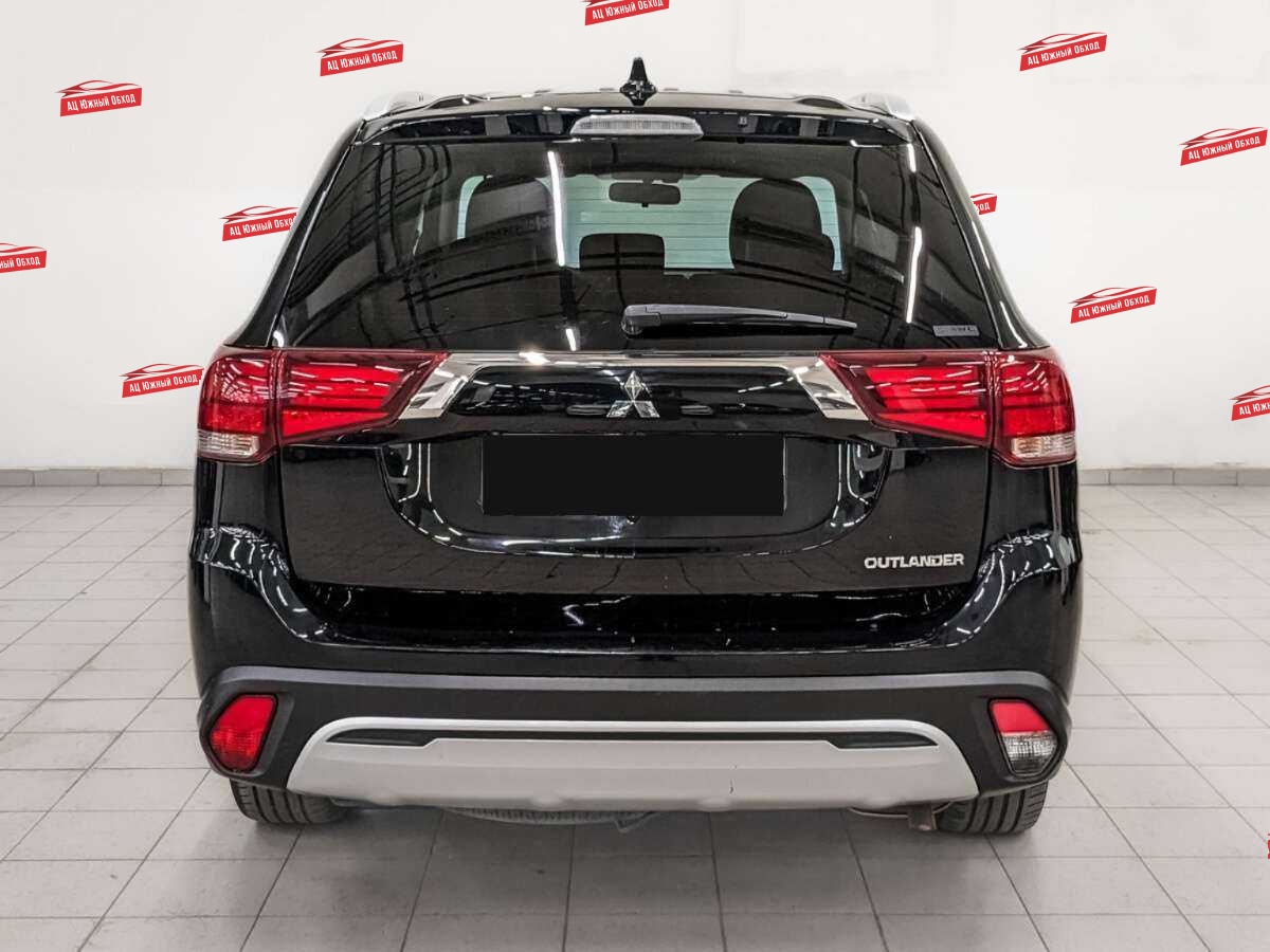 Купить Mitsubishi Outlander с пробегом. Фото: #5