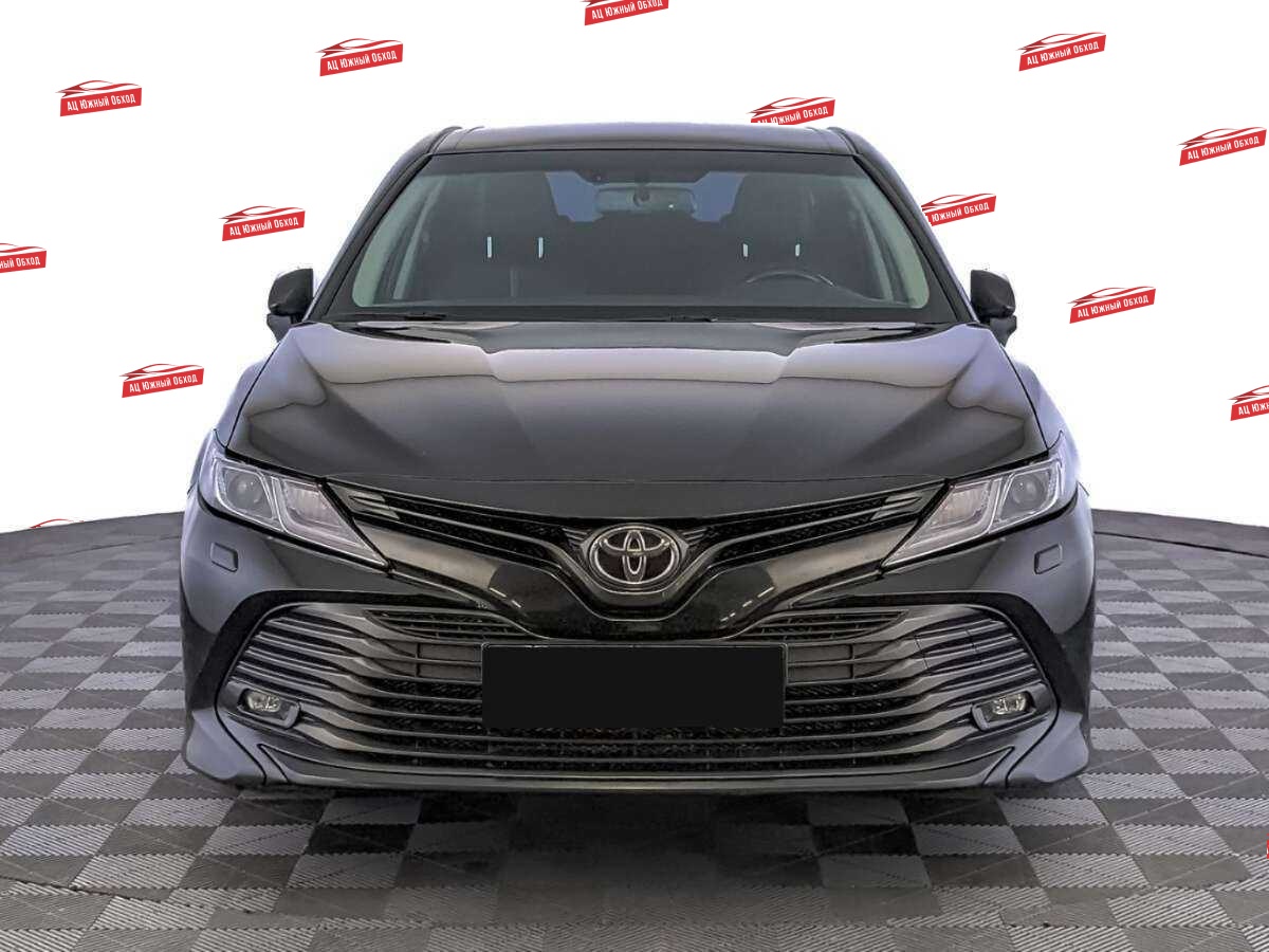 Купить Toyota Camry с пробегом. Фото: #1