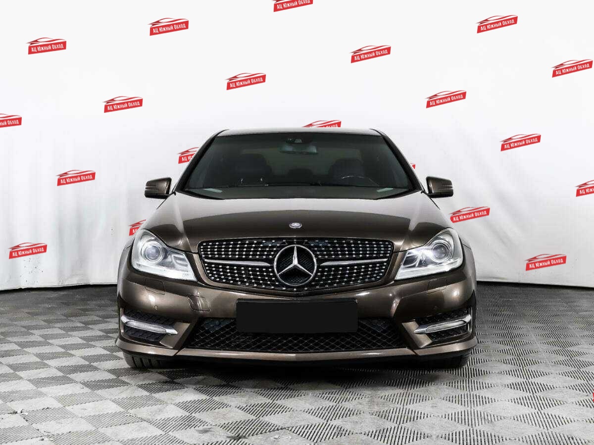 Купить Mercedes-Benz C-Класс с пробегом. Фото: #1