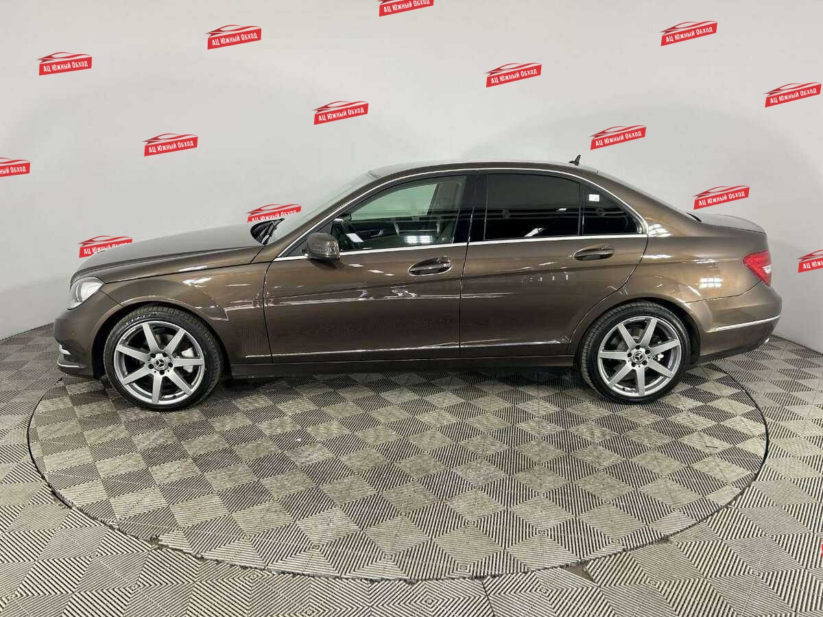 Купить Mercedes-Benz C-Класс с пробегом. Фото: #3