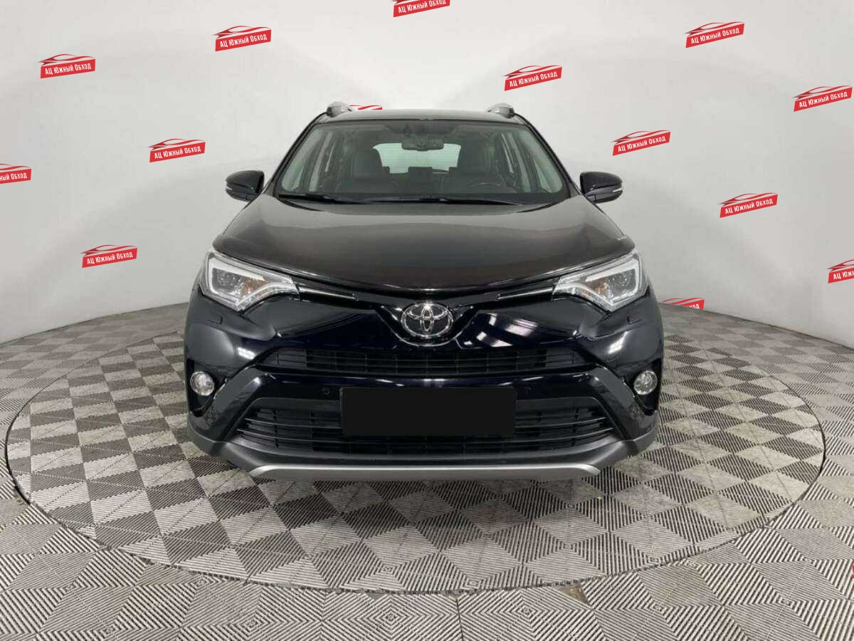 Купить Toyota RAV4 с пробегом. Фото: #1