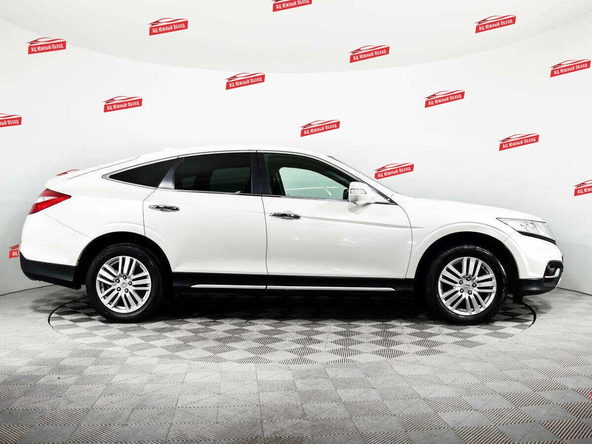 Купить Honda Crosstour с пробегом. Фото: #3