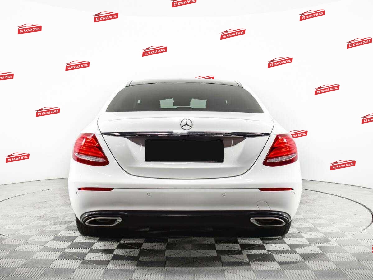 Купить Mercedes-Benz E-Класс с пробегом. Фото: #4