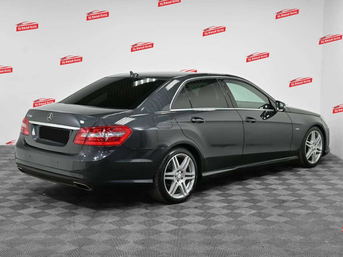 Купить Mercedes-Benz E-Класс с пробегом. Фото: #1